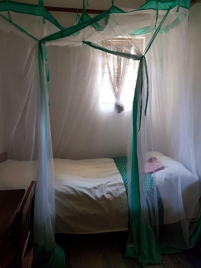 Karibuni Center 호텔 음베야 외부 사진